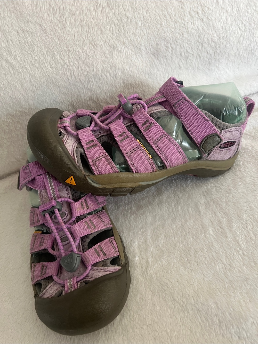 Keen Kids Newport Purple Closed-Toe Sandals - big girl 3 (8-10years)